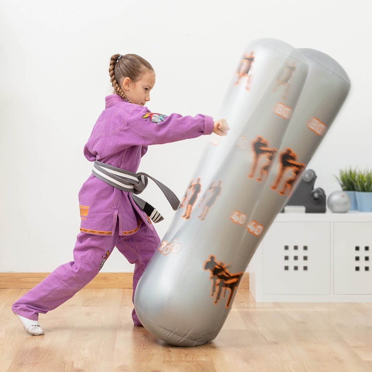 Sac de boxe gonflable pour enfants avec support