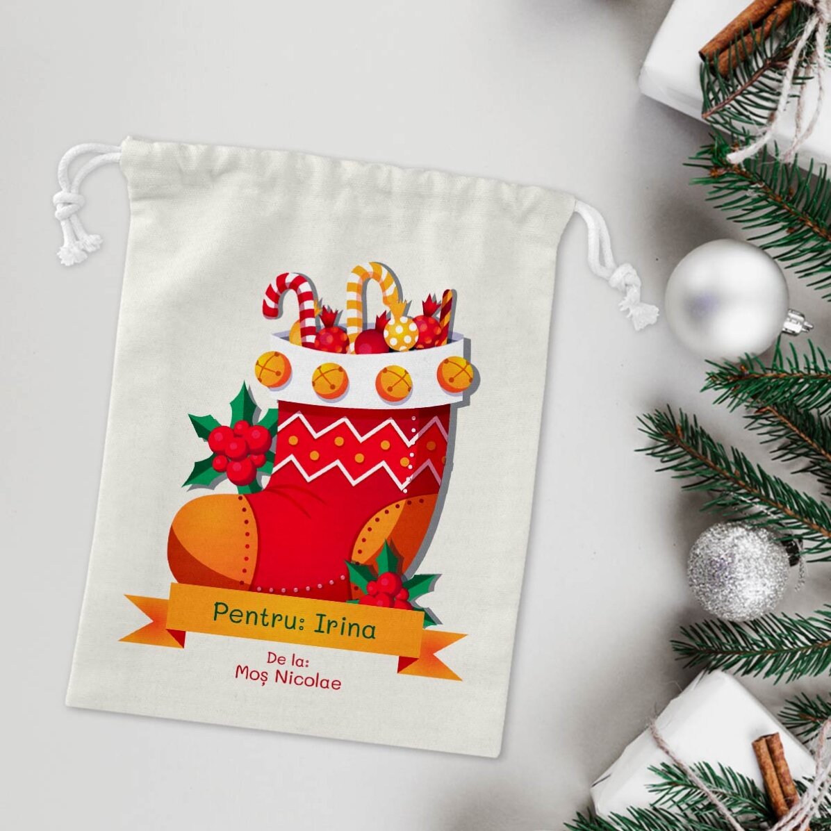Petit sac cadeau personnalisé avec un prénom - de la part du Père Noël