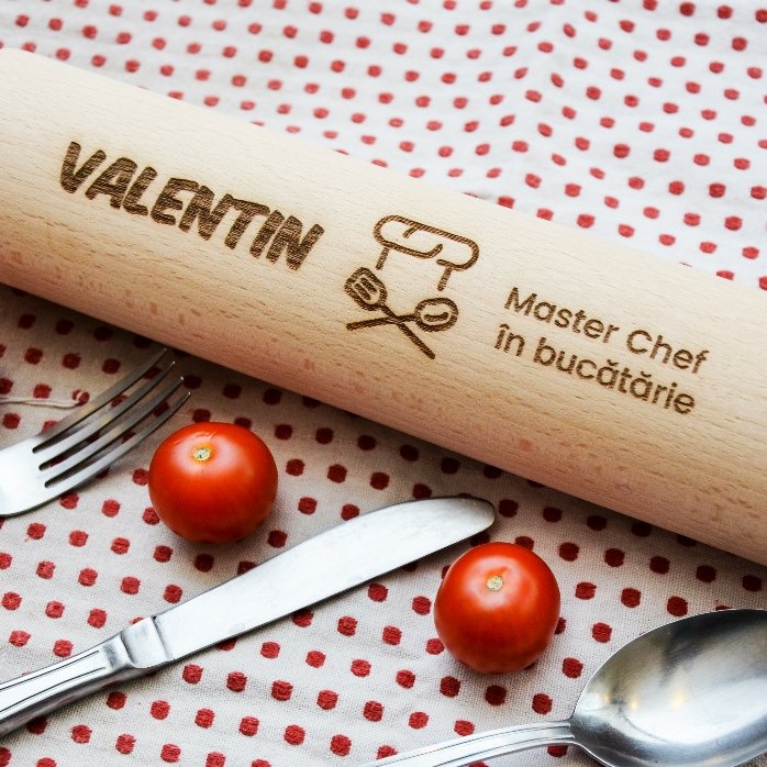 Rouleau à pâtisserie en bois personnalisé - MasterChef dans la cuisine