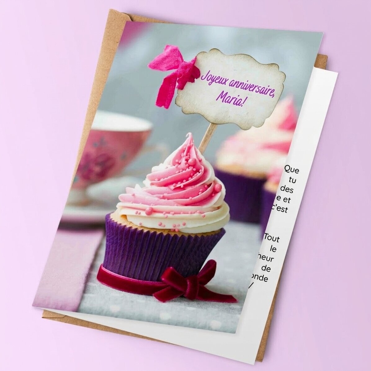 Carte de vœux personnalisée « cupcake violet »