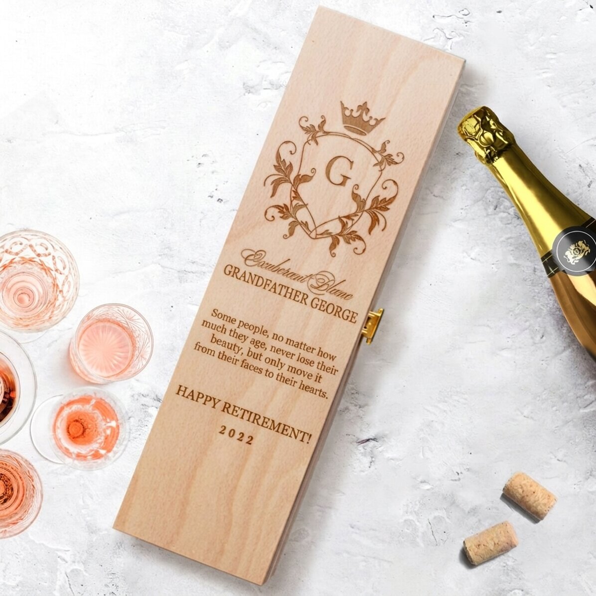 Coffret de vin mousseux personnalisé - modèle pour un départ à la retraite
