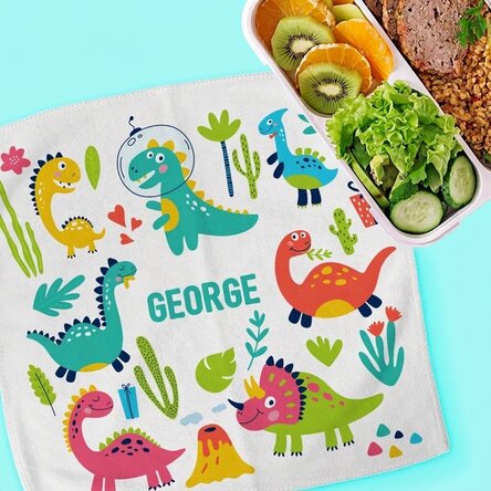 Serviette personnalisée avec un texte pour enfants - Dinosaures