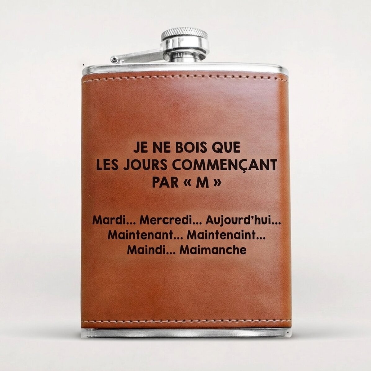 Flacon de poche personnalisé recouvert de cuir - I only drink...