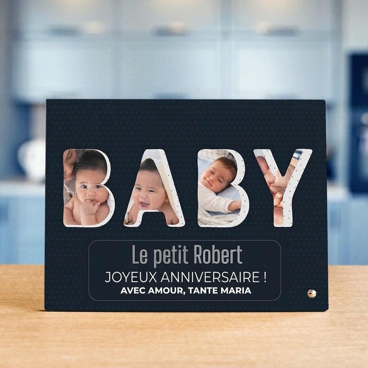 Cadre photo de bureau personnalisé avec 4 photos et un texte - Bébé
