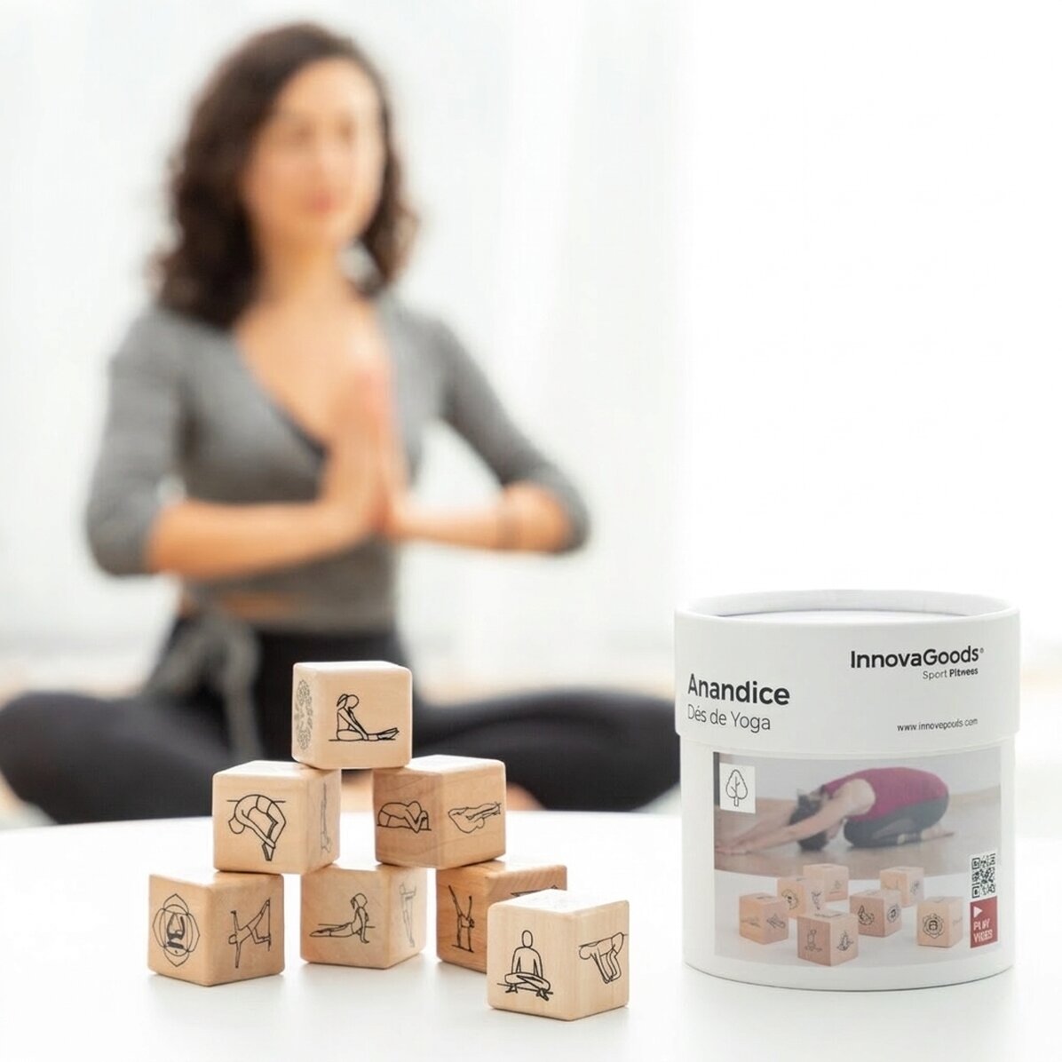 Jeu de yoga avec 7 dés en bois