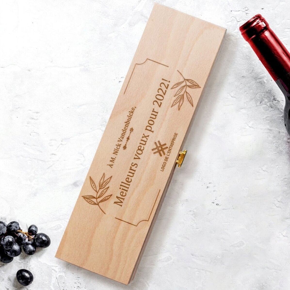 Caisse de vin personnalisée avec logo et message - Best wishes