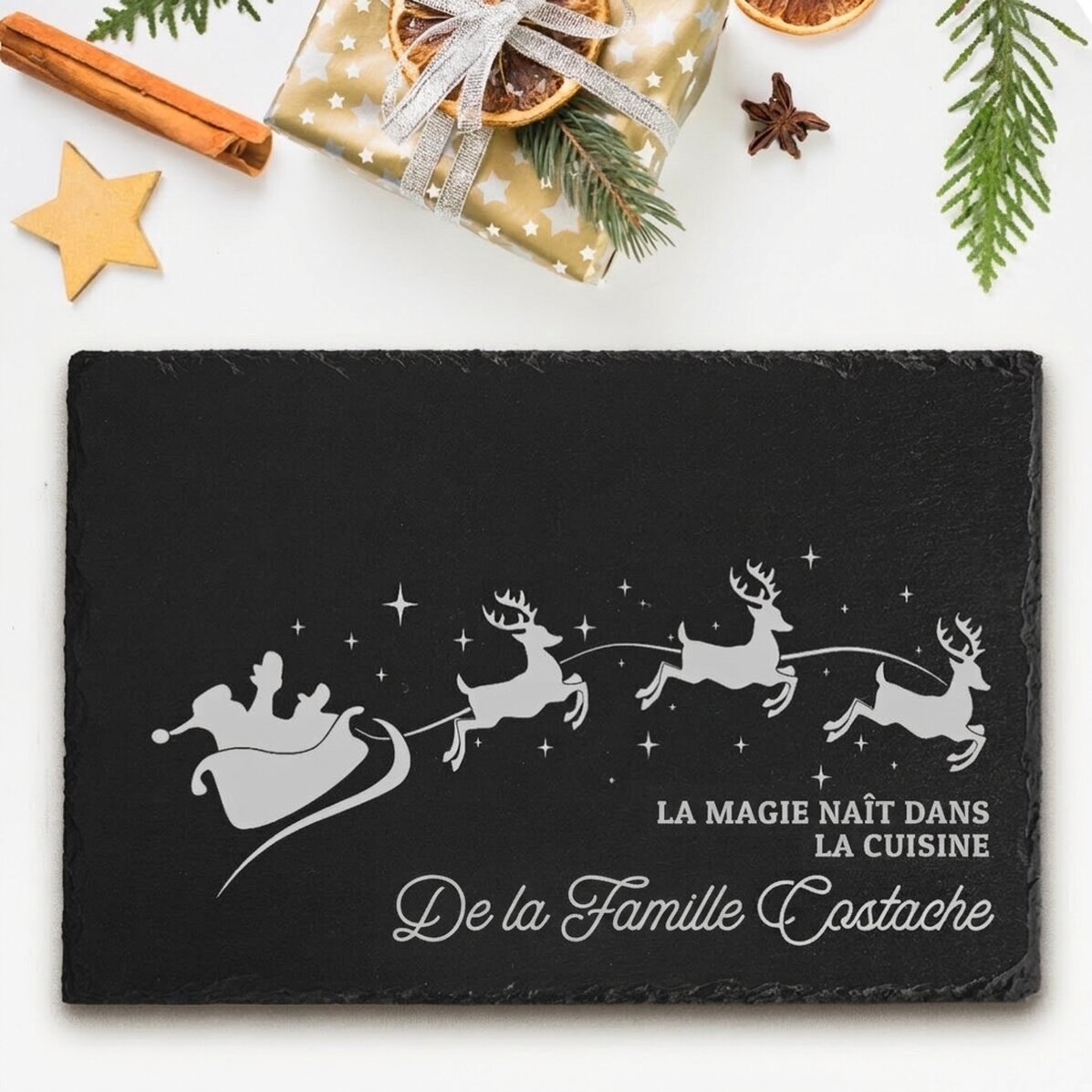 Plaque en ardoise gravée et personnalisée avec un texte - La magie de Noël
