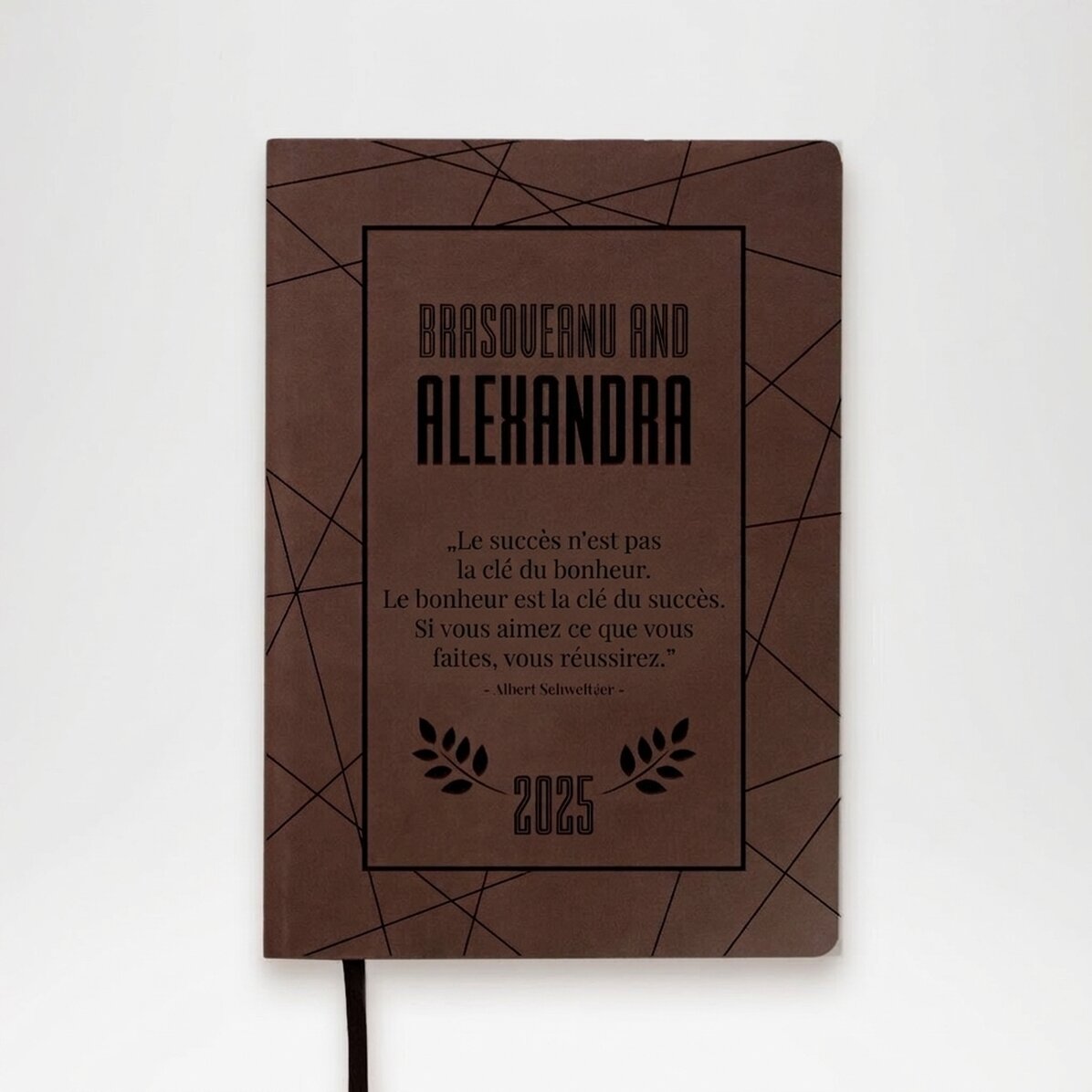 Agenda en cuir personnalisé avec une citation motivante sur la réussite