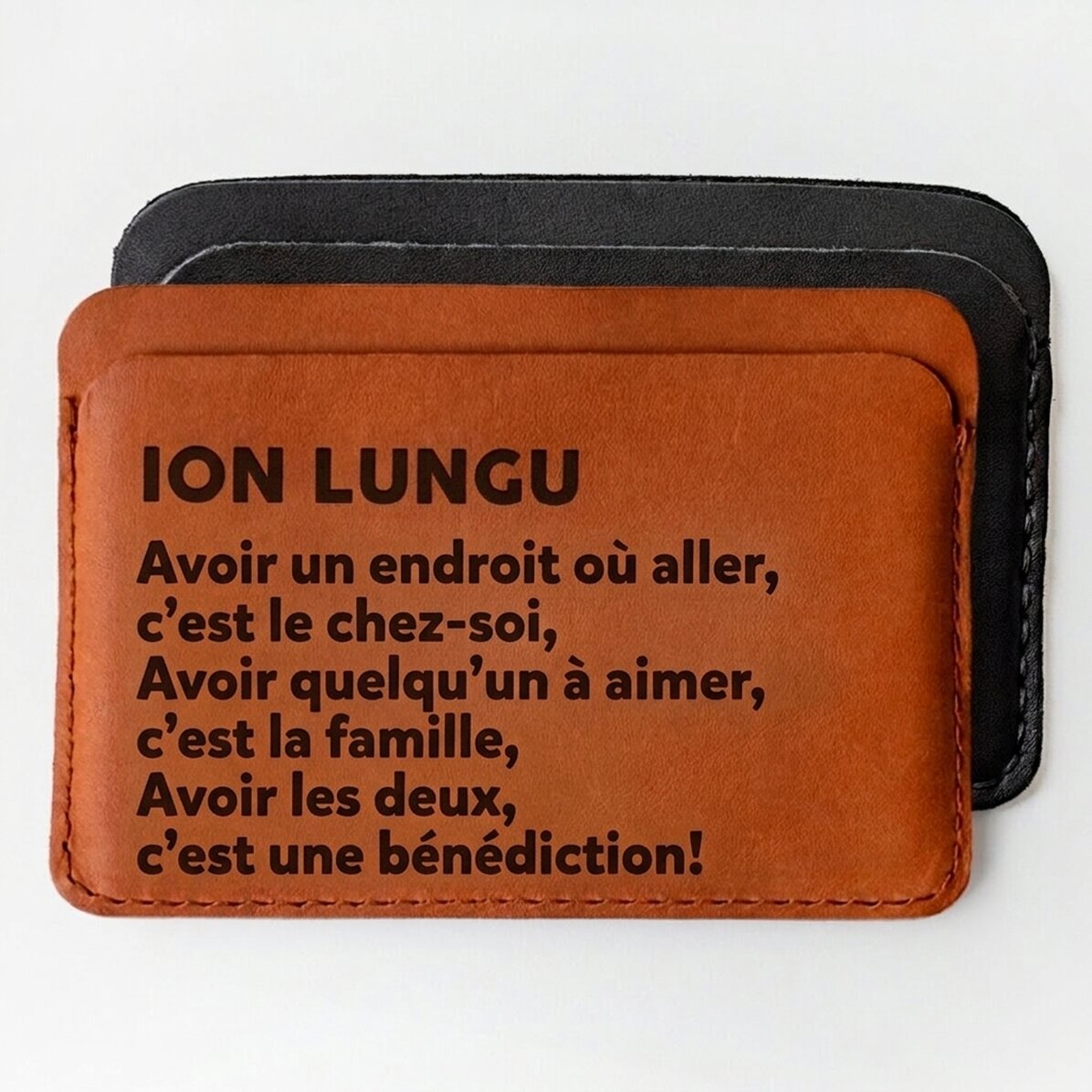 Portefeuille en cuir personnalisé avec un message pour la famille