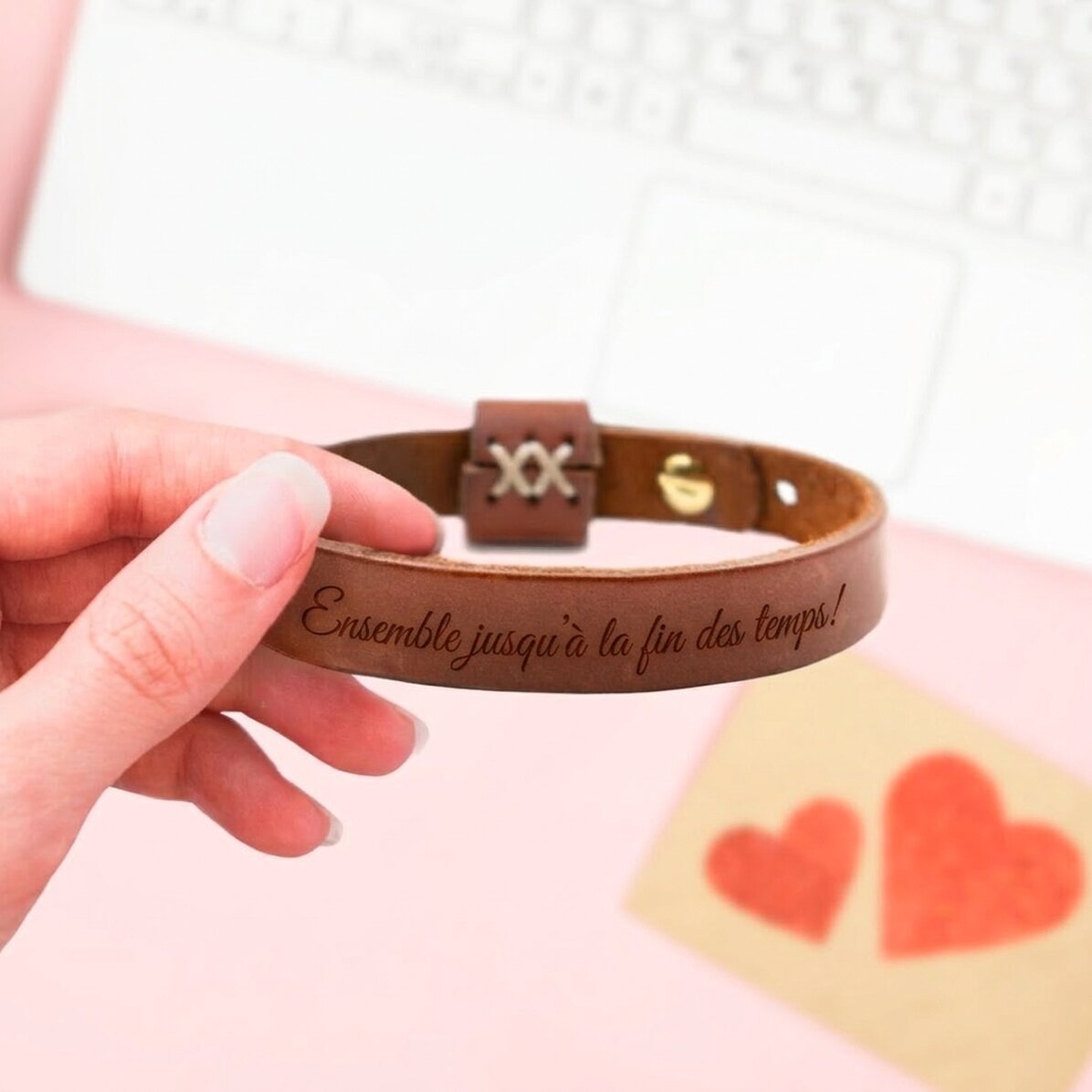 Bracelet en cuir personnalisé avec un message
