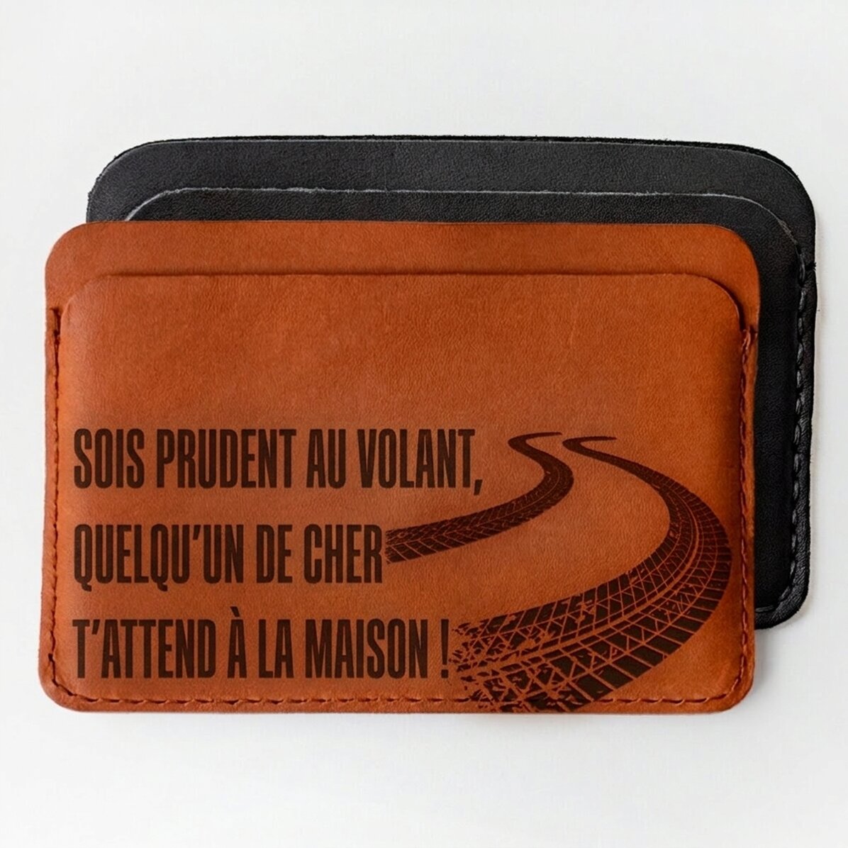 Portefeuille en cuir personnalisé avec un message - Attention !