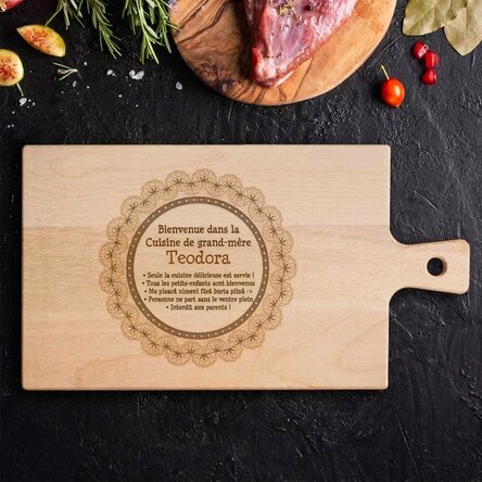 Planche à découper haut de gamme personnalisée avec poignée - La cuisine de grand-mère