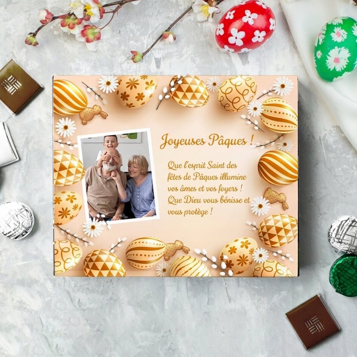 Boîte de bonbons personnalisée avec une photo et un message - Joyeuses Pâques !