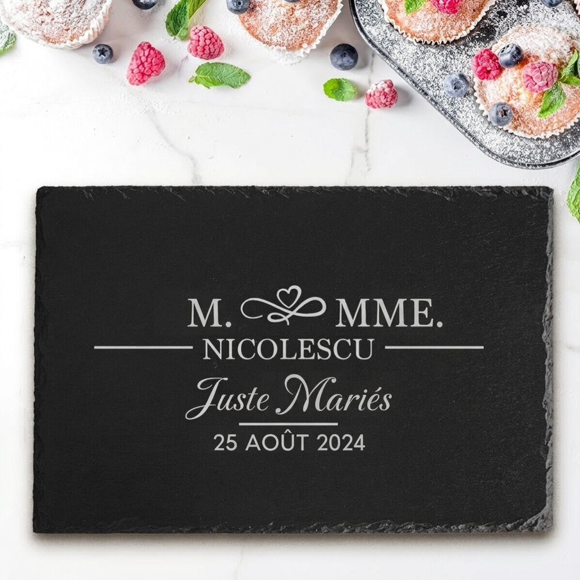 Plaque en ardoise gravée et personnalisée avec le texte « Just married »