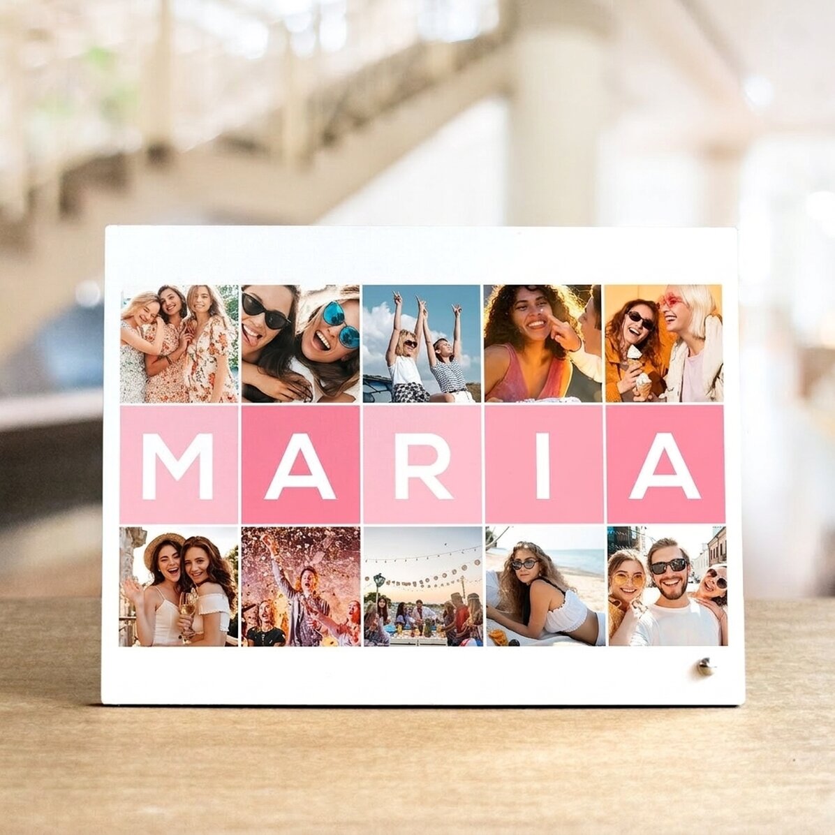 Cadre photo de bureau personnalisé avec 10 photos et un prénom de 5 lettres