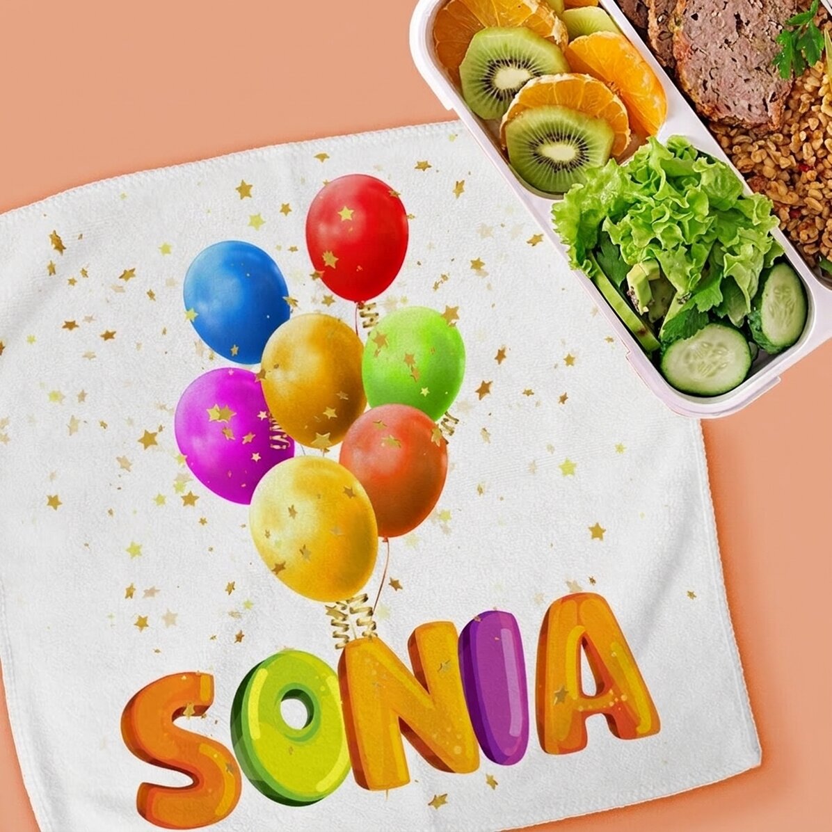 Serviette personnalisée avec un prénom - Ballons colorés