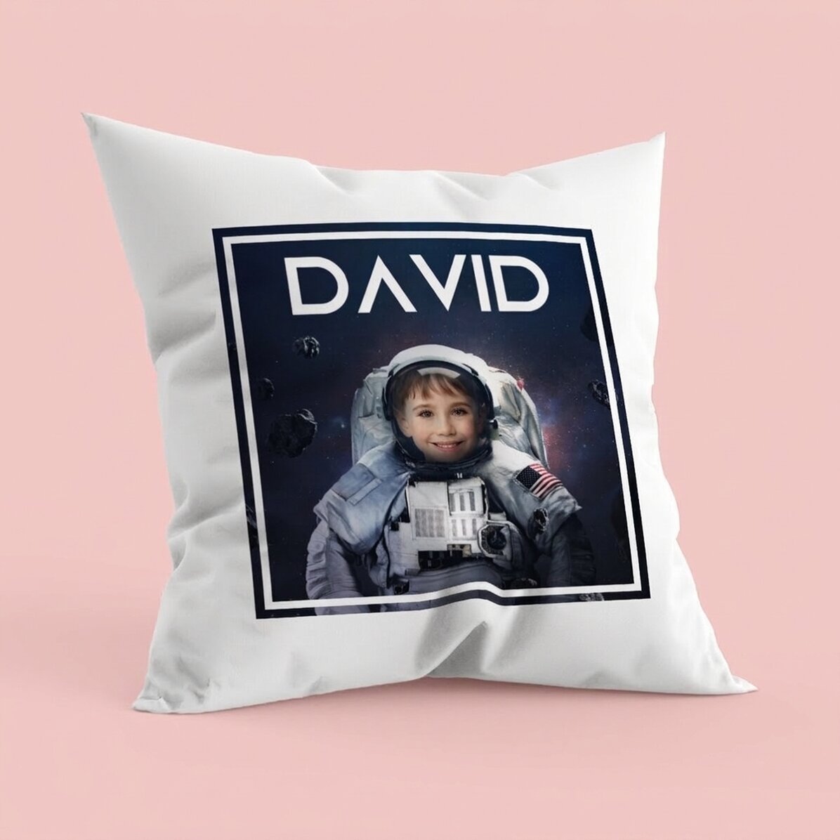 Coussin personnalisé avec photo et prénom - Astronaute