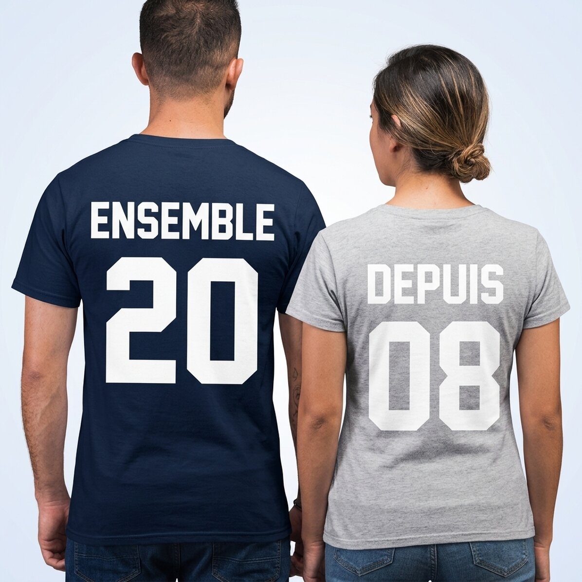 T-shirt en coton personnalisé avec un texte et un numéro dans le dos