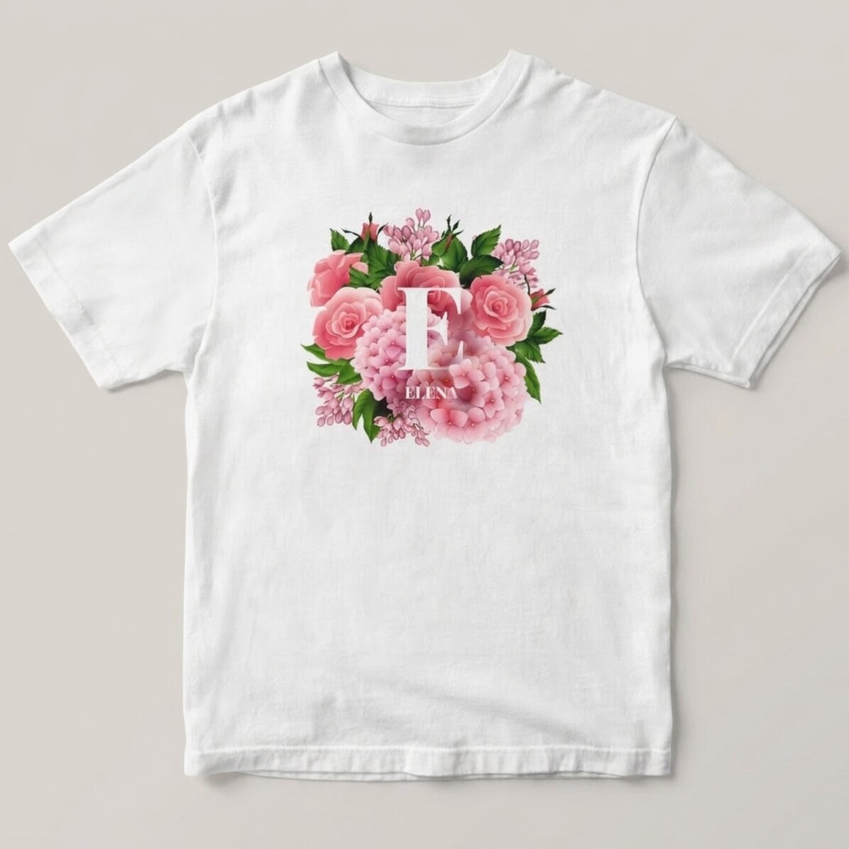 T-shirt en coton personnalisé avec une initiale et un prénom - Fleurs de printemps