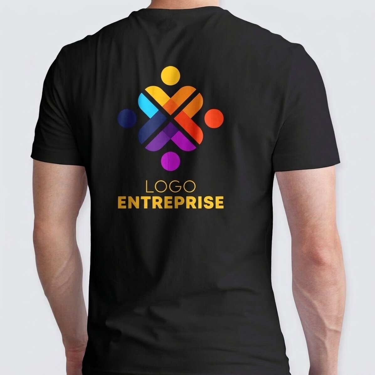 T-shirt en coton personnalisé avec un logo dans le dos