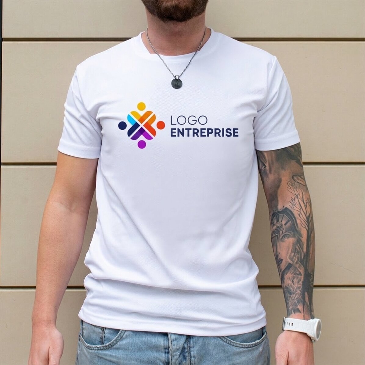 T-shirt de sport personnalisé avec logo en mode paysage