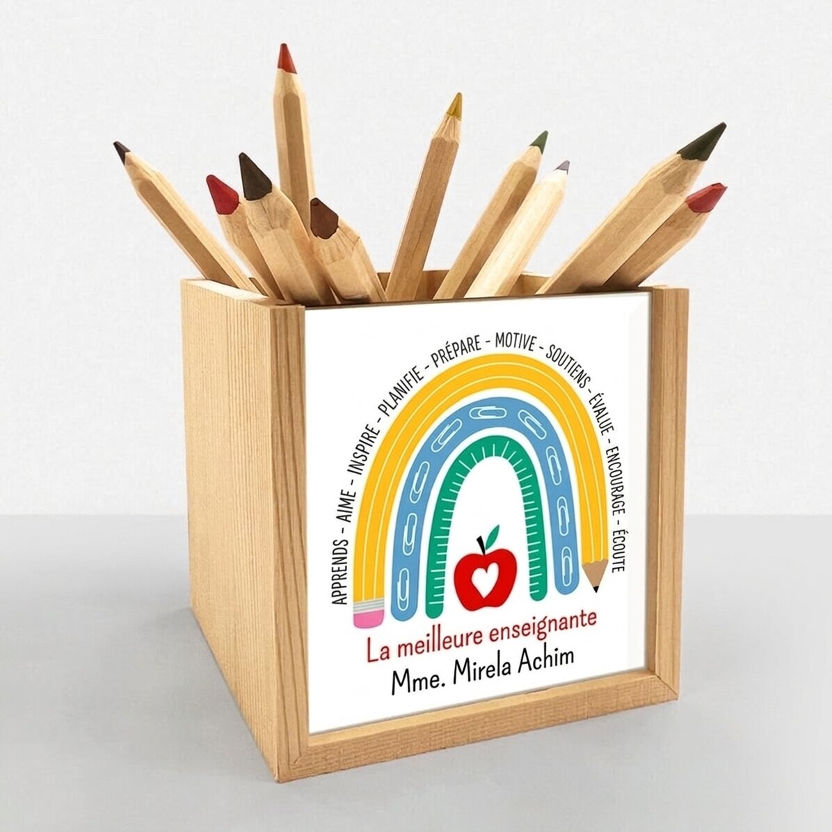 Porte-crayons personnalisé avec un message pour la professeure