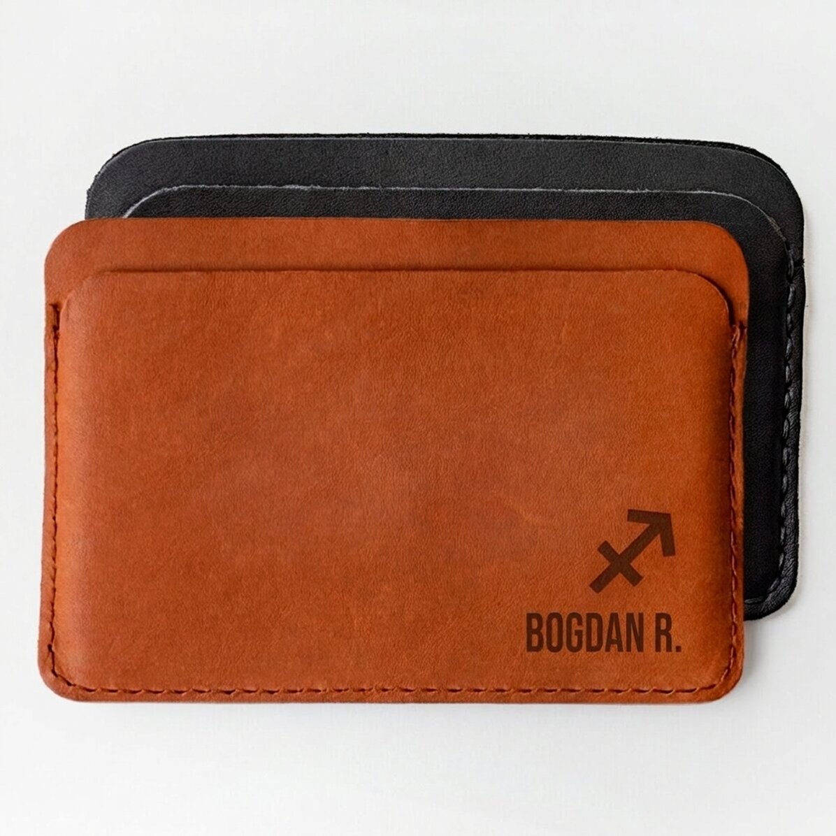 Portefeuille en cuir personnalisé avec un prénom et le signe du Sagittaire