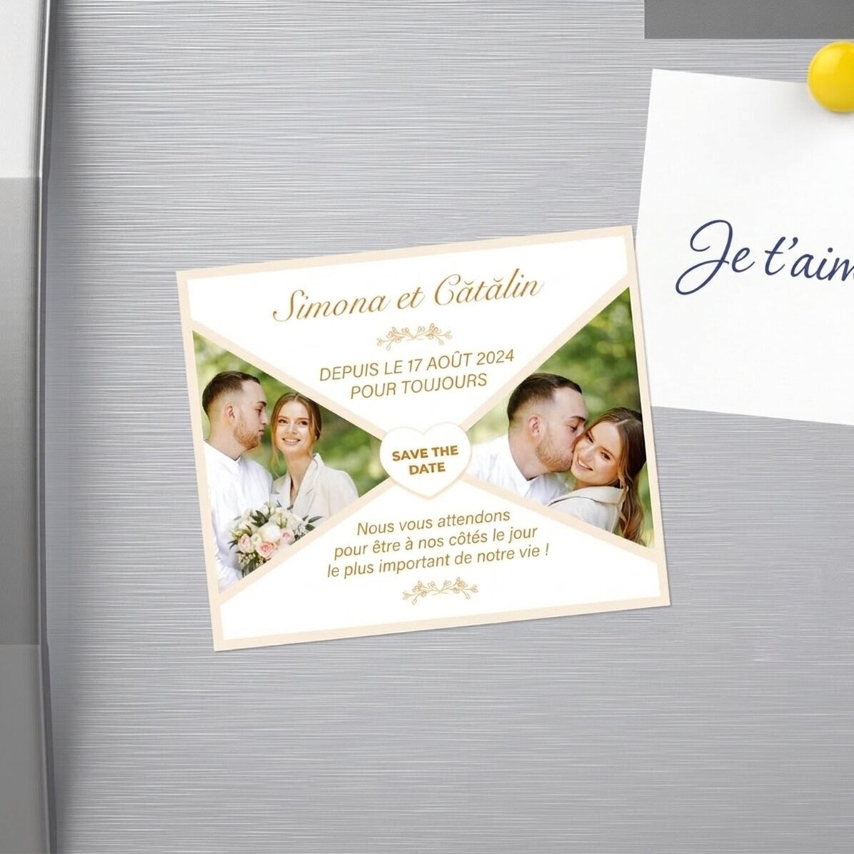 Aimant personnalisé de 12 x 10 cm avec 2 photos et un texte - « Save the date »