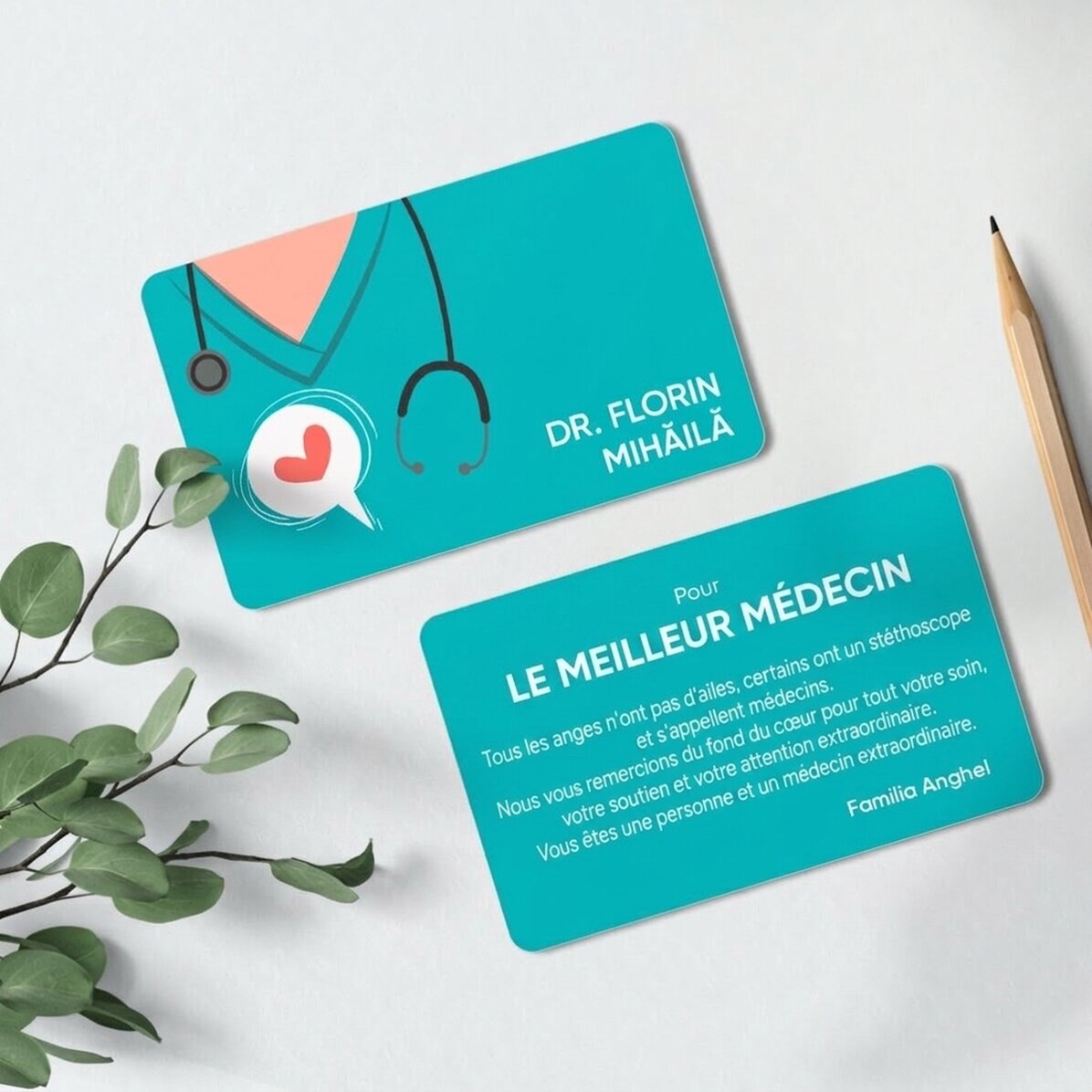 Carte en aluminium personnalisée recto-verso avec un message pour un médecin ou un infirmier