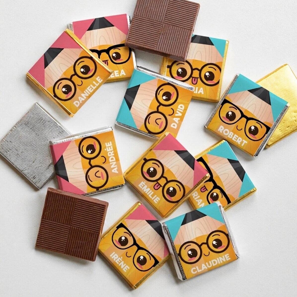 Lot de 10 mini-chocolats personnalisés avec un prénom pour la rentrée scolaire - Crayons