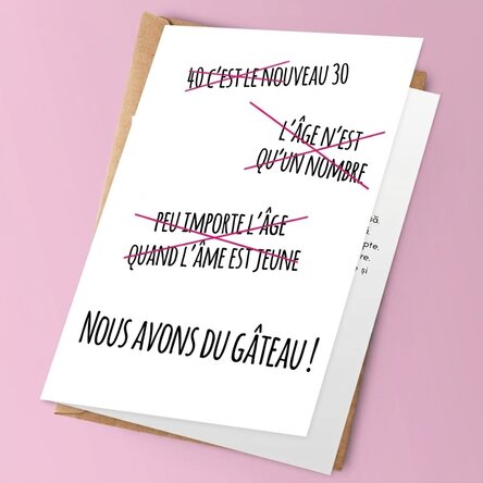 Carte de vœux personnalisée avec texte - ON A UN GÂTEAU !