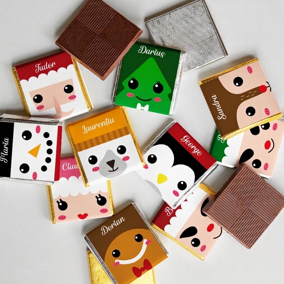 Lot de 10 mini-chocolats personnalisés avec un prénom - Personnages de Noël