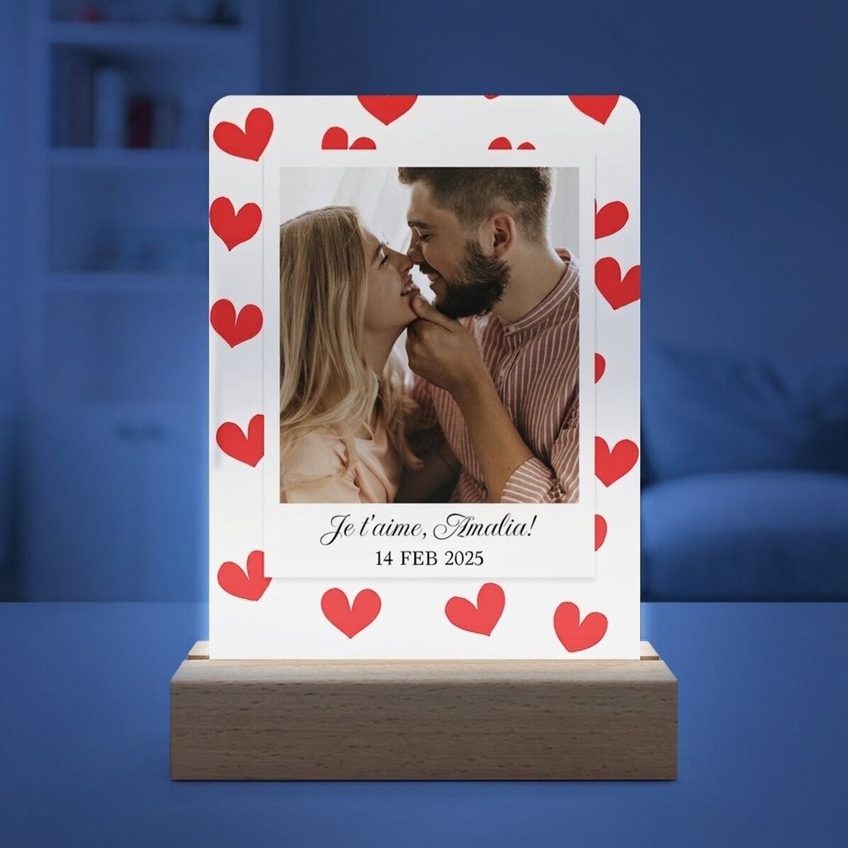 Lampe de veille LED personnalisée avec une photo et un message - Cœurs