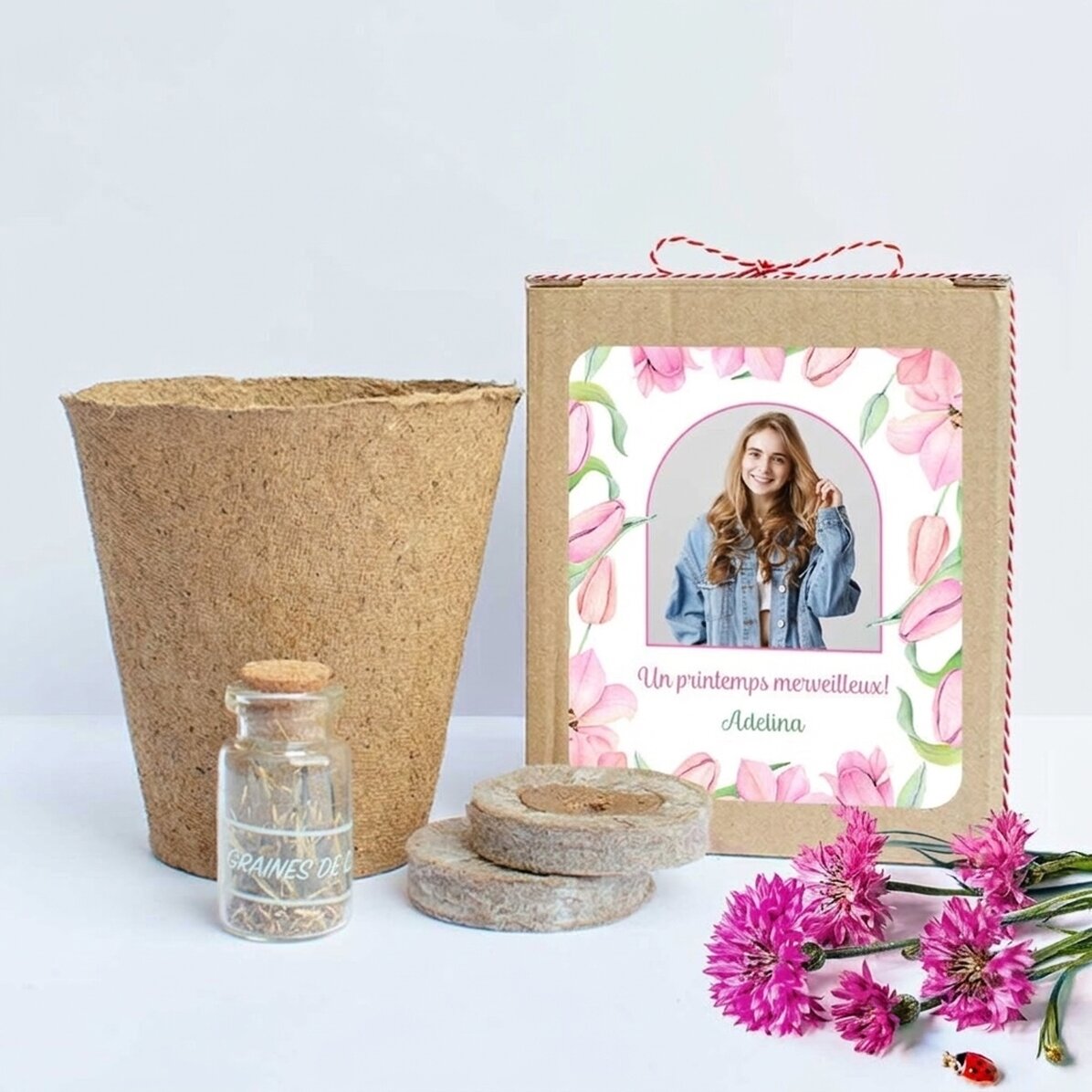 Kit pour planter des fleurs de printemps dans une petite boîte personnalisée avec une photo et un me