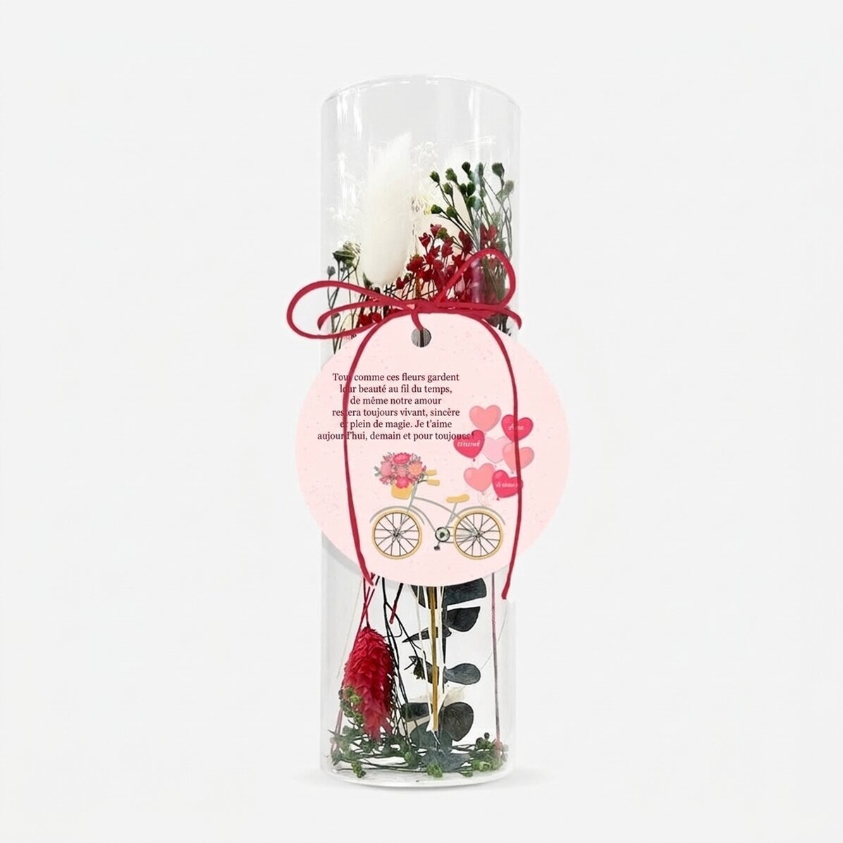 Ornement en verre avec des fleurs stabilisées, personnalisé avec le texte « Amour »