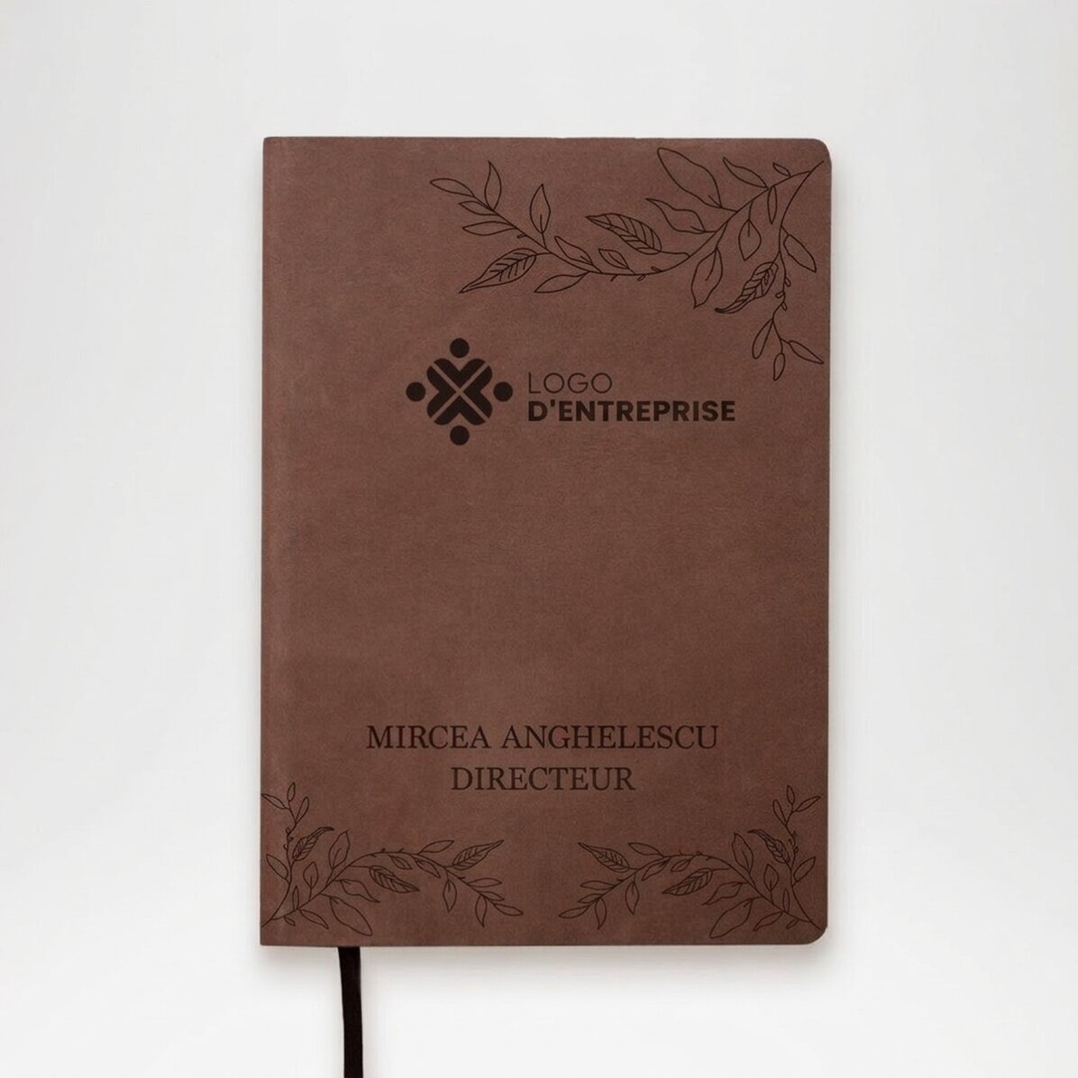 Agenda en cuir personnalisé avec un logo au centre et un message