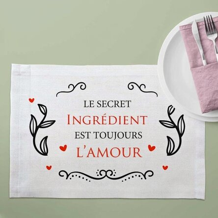 Support d'assiette personnalisé avec l'inscription « Love »
