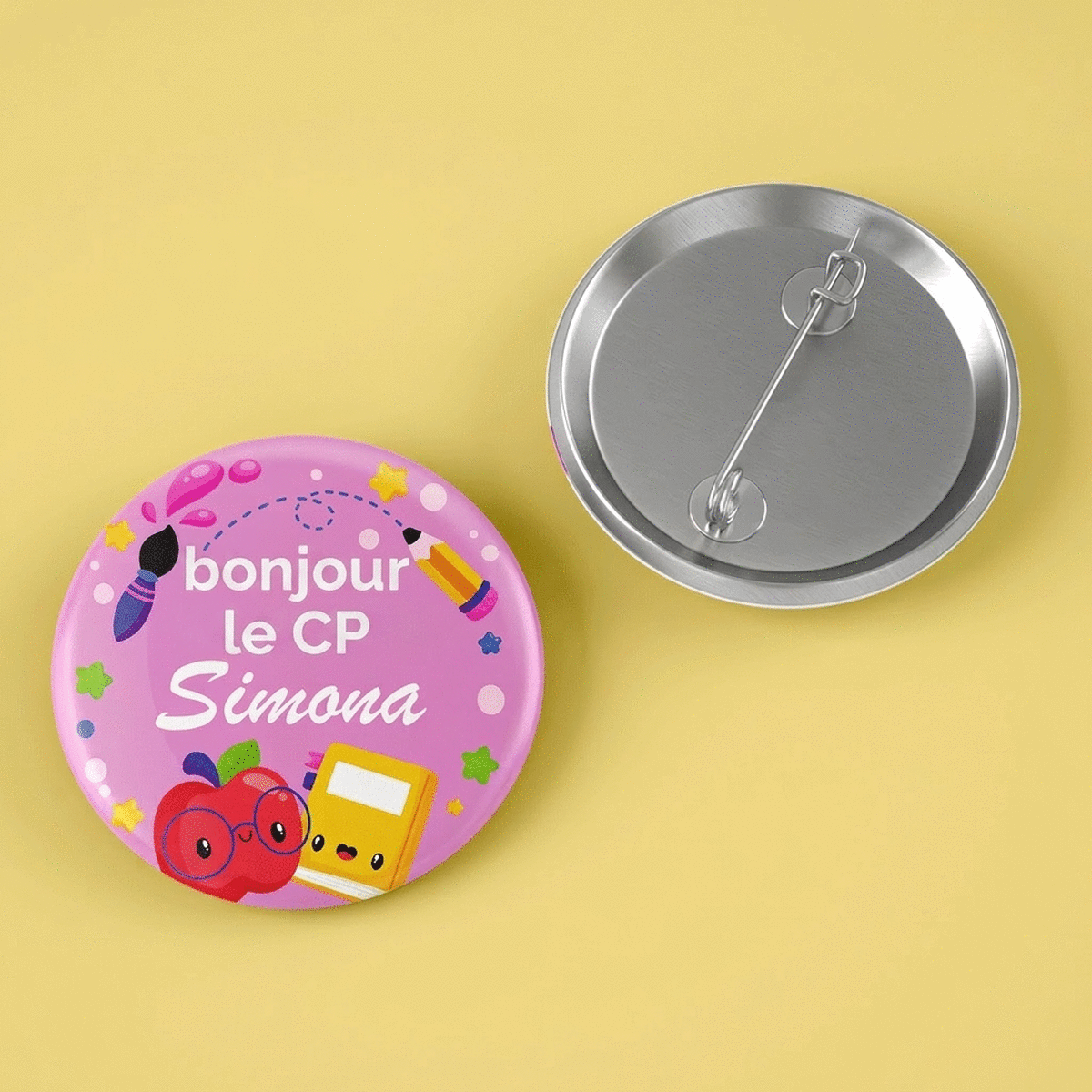 Badge personnalisé avec nom et texte - Retour à l
