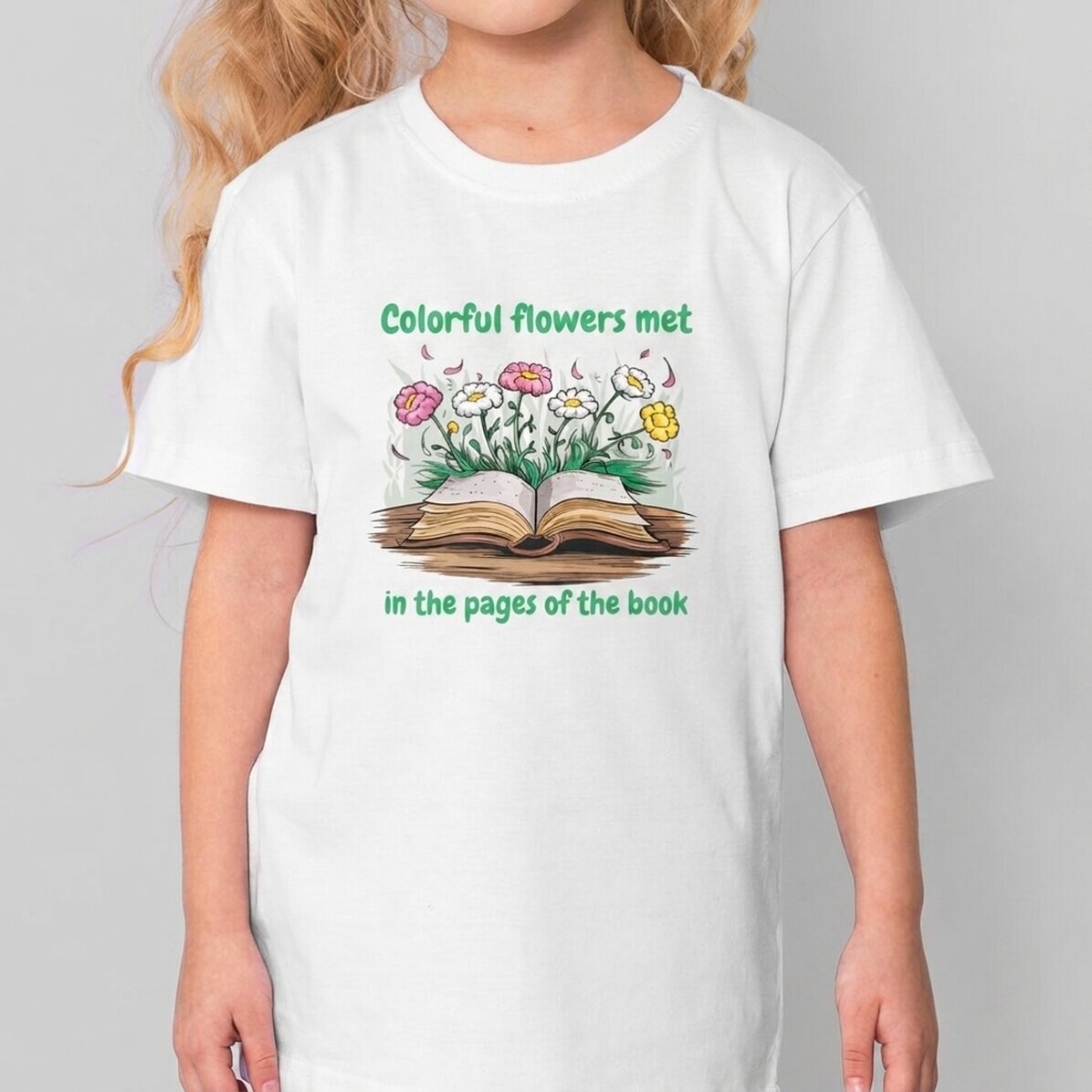 T-shirt en coton pour enfants personnalisé avec un texte - Petites fleurs colorées