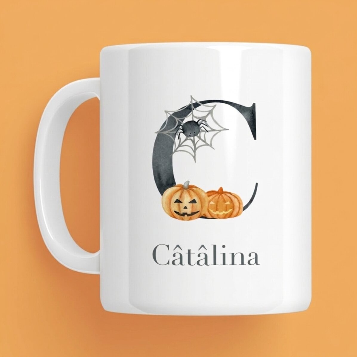 Tasse personnalisée avec une initiale et un prénom - Halloween