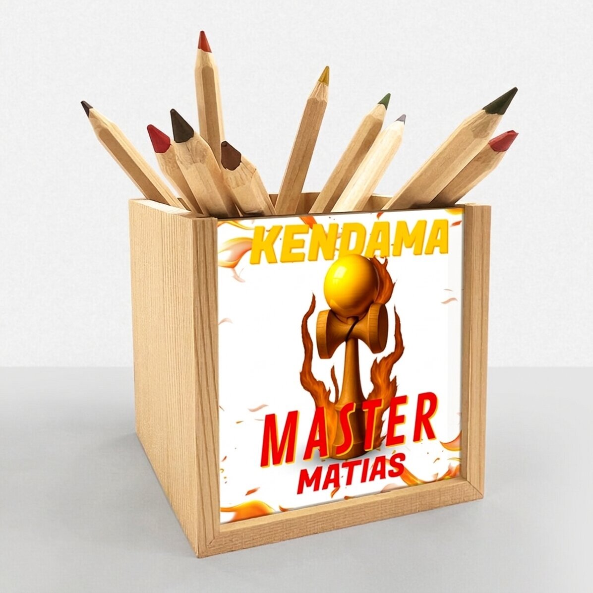 Porte-crayons personnalisé avec inscription - Kendama Master