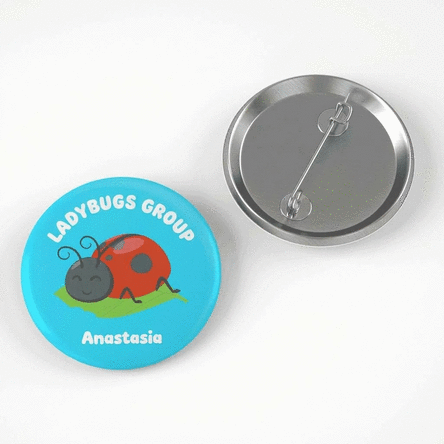 Badge personnalisé avec prénom pour la maternelle