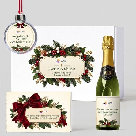 Coffret cadeau « Christmas time » contenant des produits personnalisés avec un logo et un message