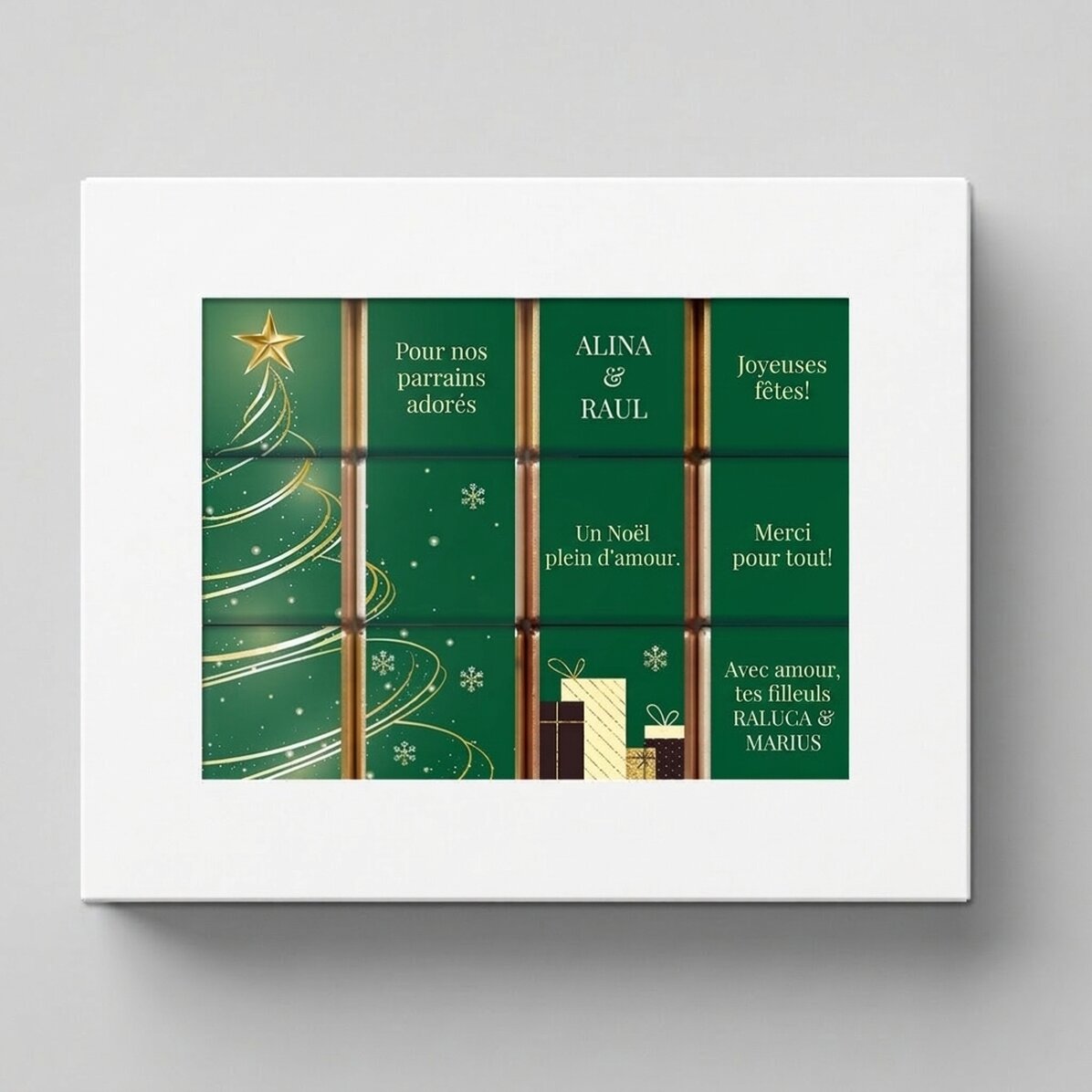 Coffret cadeau contenant 12 mini-chocolats personnalisés avec des messages - Sapin de Noël