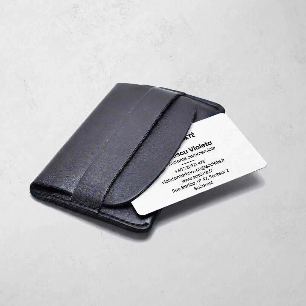 Carte de visite personnalisée en aluminium, design minimaliste, logo et code QR
