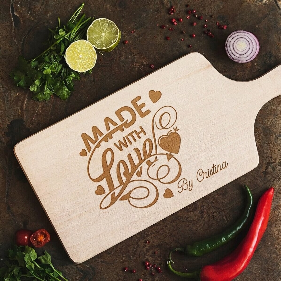 Planche à découper personnalisée - Fabriqué avec #amour