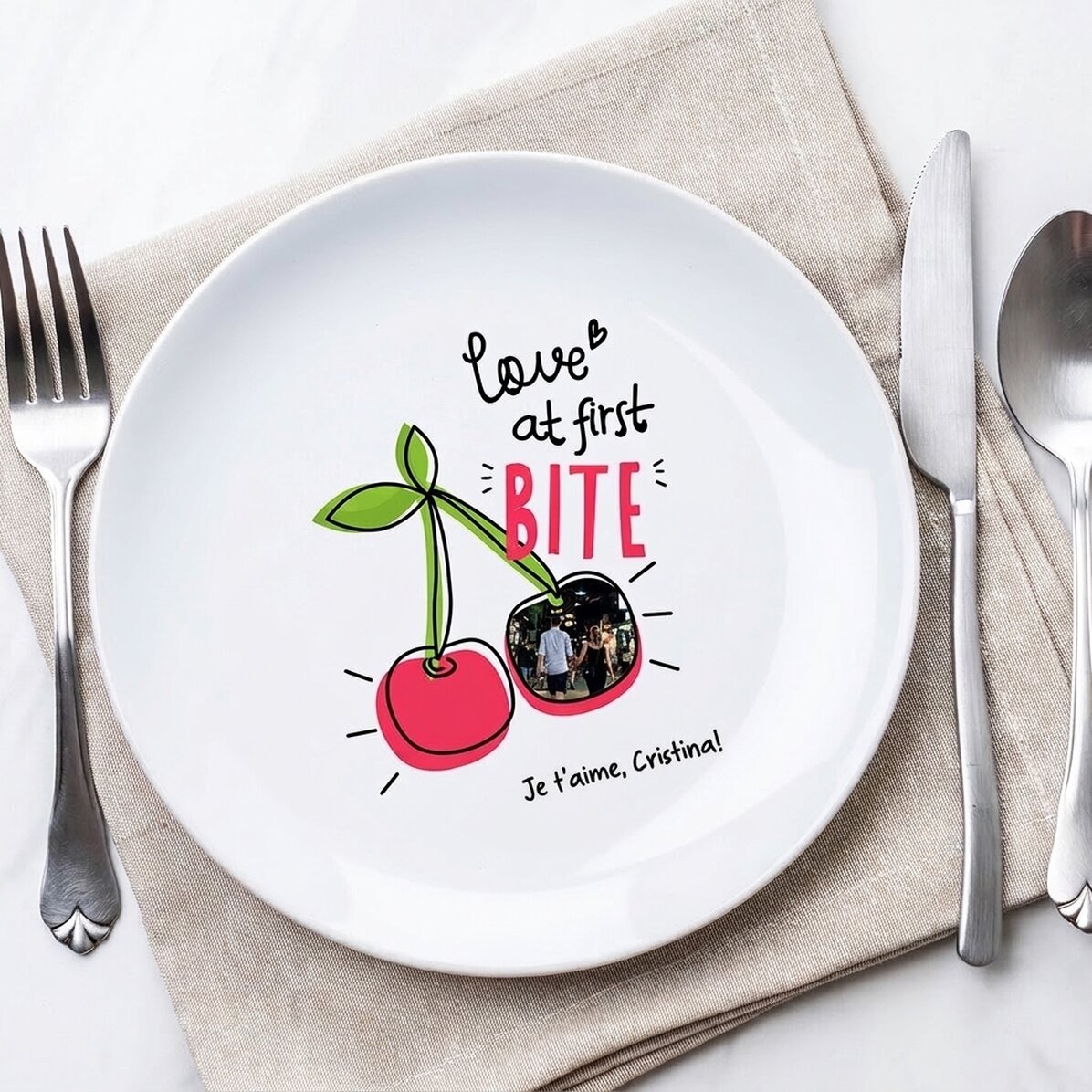 Assiette personnalisée avec photo et texte - Love at first bite