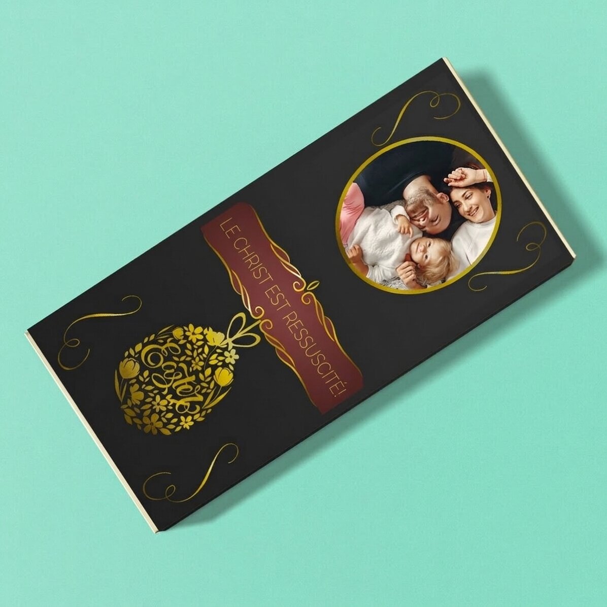 Chocolat personnalisé avec un texte et une photo pour Pâques
