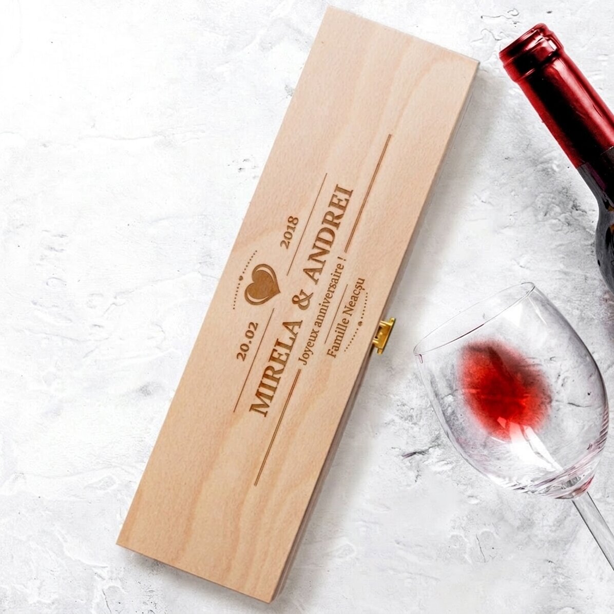Caisse de vin personnalisée avec texte et message - Love