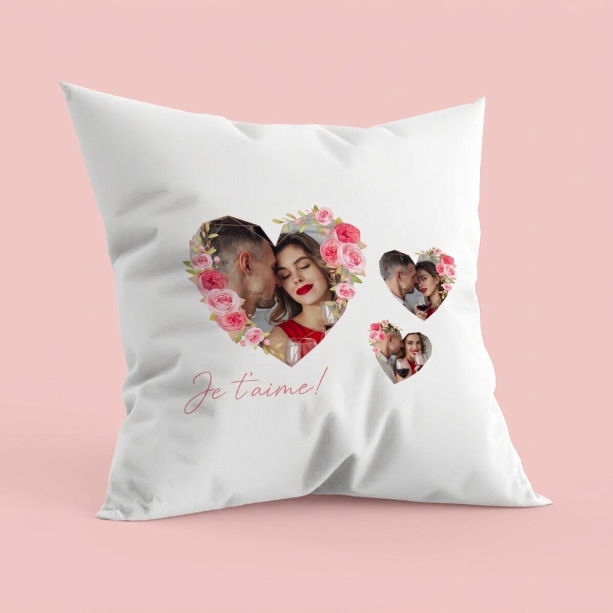 Coussin personnalisé avec un texte et 3 photos